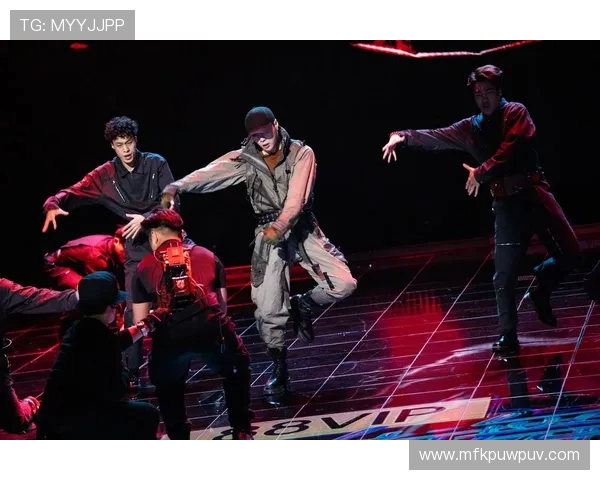 上海街舞队的奋斗与荣耀:一段不平凡的突破之旅 上海街舞队的奋斗与荣耀:一段不平凡的突破之旅