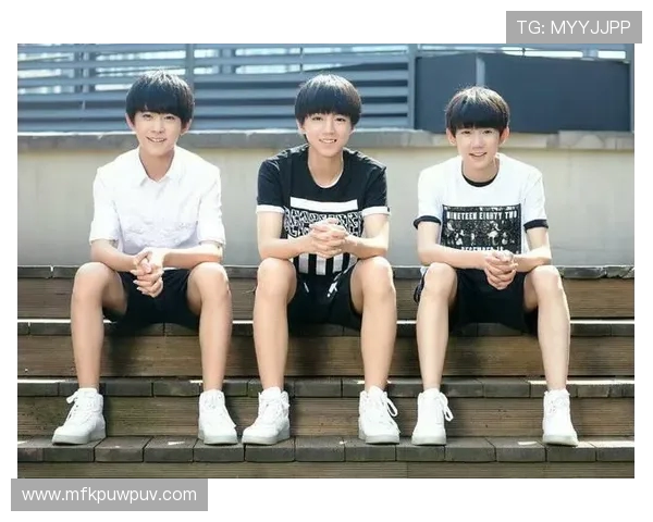 钟诚的成长之路:从青涩少年到职场精英的蜕变与奋斗故事 钟诚的成长之路:从青涩少年到职场精英的蜕变与奋斗故事