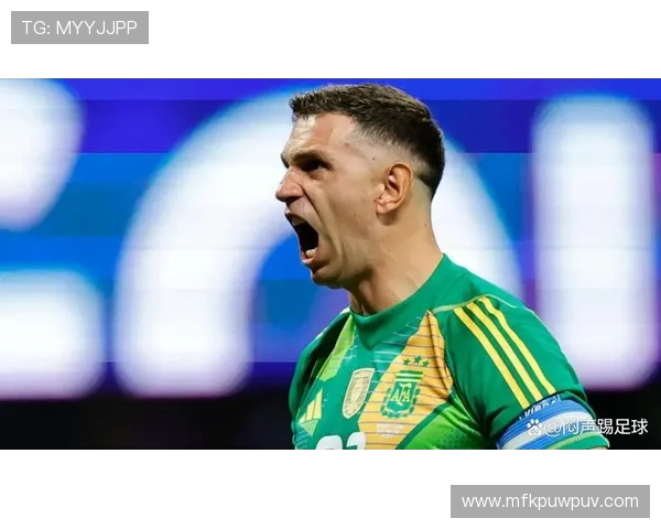 马丁内斯：从足球场上的传奇到生活中的启示与奋斗精神