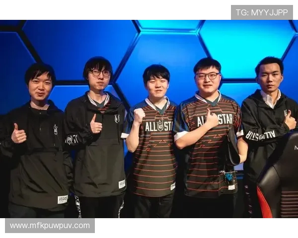 李丽专访:从新手到职业选手的英雄联盟成长之路回顾 李丽专访:从新手到职业选手的英雄联盟成长之路回顾